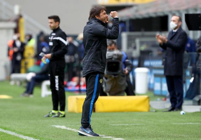 体育平台-孔蒂动情拥吻阿什拉夫：团结的我们正接近目标